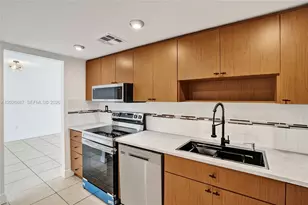 1800 Sans Souci Blvd, North Miami, FL 33181 - Photo 2