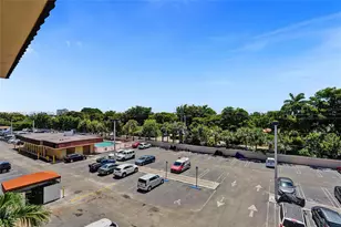 1800 Sans Souci Blvd, North Miami, FL 33181 - Photo 32