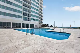 7135 Collins Ave, Miami Beach, FL 33141 - Photo 38