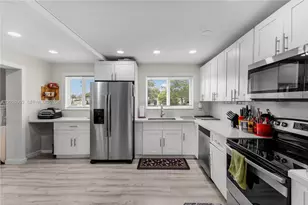 1870 SW 42nd Terrace, Fort Lauderdale, FL 33317 - Photo 24