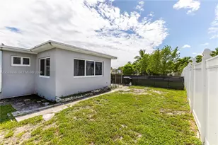 1870 SW 42nd Terrace, Fort Lauderdale, FL 33317 - Photo 12