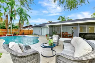 11349 Carriage Dr, Orlando, FL 32837 - Photo 1