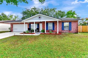 11349 Carriage Dr, Orlando, FL 32837 - Photo 2