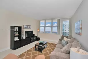3725 S Ocean Dr, Hollywood, FL 33019 - Photo 4