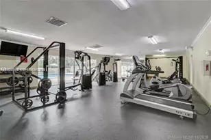 1800 Sans Souci Blvd, North Miami, FL 33181 - Photo 10