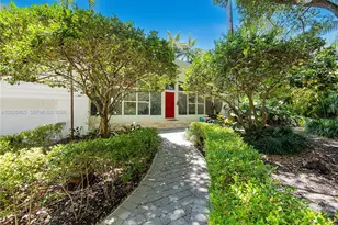 3520 St Gaudens Ct, Miami, FL 33133 - Photo 2