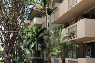 1800 Sans Souci Blvd, North Miami, FL 33181 - Photo 4