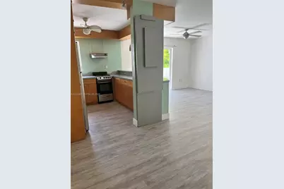 240 Collins Ave #2B, Miami Beach, FL 33139 - Photo 8