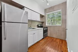 901 Pennsylvania Ave, Miami Beach, FL 33139 - Photo 2