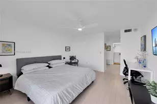 20515 E Country Club Dr, Aventura, FL 33180 - Photo 24