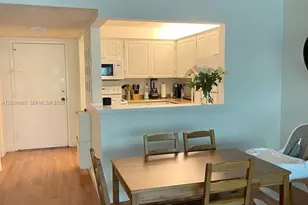 301 Racquet Club Rd, Weston, FL 33326 - Photo 2