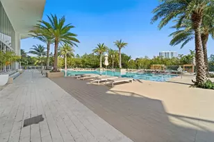 16385 Biscayne Blvd, North Miami Beach, FL 33160 - Photo 60