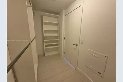 16385 Biscayne Blvd #1019, North Miami Beach, FL 33160 - Photo 32