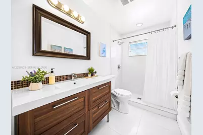 2761 SW 92nd Pl, Miami, FL 33165 - Photo 10
