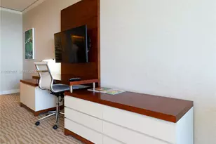 18001 Collins Ave, Sunny Isles Beach, FL 33160 - Photo 14