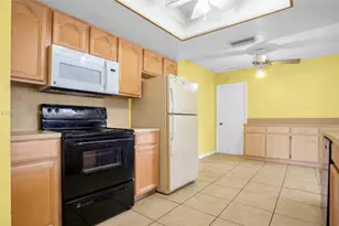 7005 NW 11th Ct, Margate, FL 33063 - Photo 8