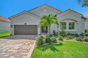 1453 SW 167th Ave, Pembroke Pines, FL 33027 - Photo 2