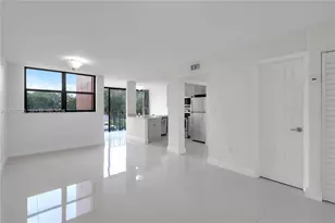 9440 W Flagler St, Miami, FL 33174 - Photo 12