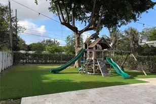12800 SW 82nd Ct, Pinecrest, FL 33156 - Photo 26