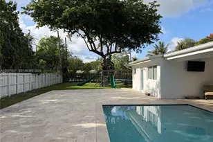 12800 SW 82nd Ct, Pinecrest, FL 33156 - Photo 22