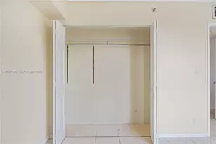 3600 Mystic Pointe Dr, Aventura, FL 33180 - Photo 22