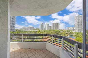 3600 Mystic Pointe Dr, Aventura, FL 33180 - Photo 26