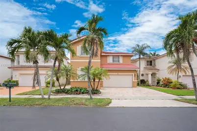 15558 SW 112th Dr, Miami, FL 33196 - Photo 1