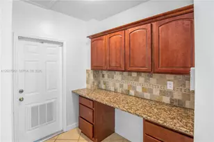 16001 SW 43rd Terrace, Miami, FL 33185 - Photo 10