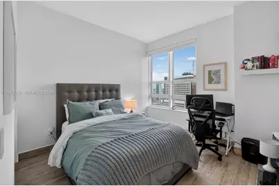 950 Brickell Bay Dr #4504, Miami, FL 33131 - Photo 10