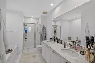 950 Brickell Bay Dr, Miami, FL 33131 - Photo 18