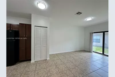 1035 NE 10th Ave #1, Fort Lauderdale, FL 33304 - Photo 18