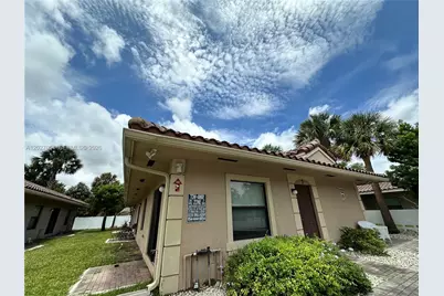 1035 NE 10th Ave #1, Fort Lauderdale, FL 33304 - Photo 26