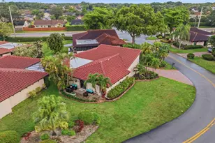 8189 Pine Cir, Tamarac, FL 33321 - Photo 36