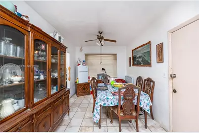 7712 Byron Ave #4, Miami Beach, FL 33141 - Photo 6