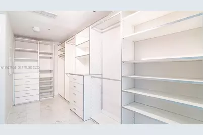 92 SW 3rd St #1803, Miami, FL 33130 - Photo 8