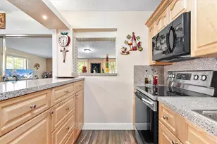 5540 NW 180th Terrace, Miami Gardens, FL 33055 - Photo 10