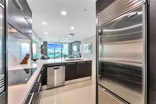 900 Biscayne Blvd, Miami, FL 33132 - Photo 12