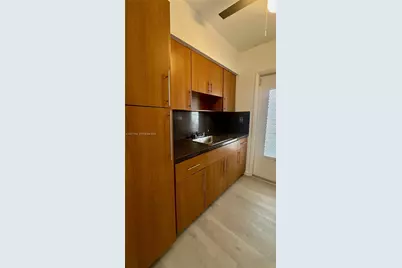 1231 Pennsylvania Ave #8, Miami Beach, FL 33139 - Photo 4