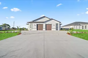 1318/1320 NE 16th Terrace, Cape Coral, FL 33909 - Photo 2