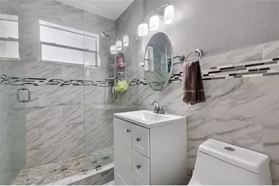 1440 N 68th Ave, Hollywood, FL 33024 - Photo 12