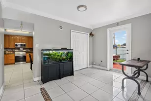 1440 N 68th Ave, Hollywood, FL 33024 - Photo 6