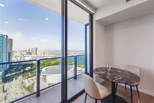 398 NE 5th St, Miami, FL 33132 - Photo 4
