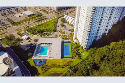 15051 Royal Oaks Ln #101, North Miami, FL 33181 - Photo 38