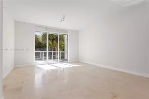 15051 Royal Oaks Ln, North Miami, FL 33181 - Photo 2