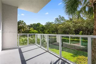 15051 Royal Oaks Ln, North Miami, FL 33181 - Photo 1