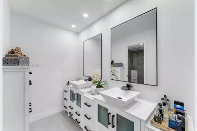 1350 SW 122nd Ave #415, Miami, FL 33184 - Photo 14