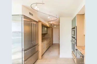 607 Ocean Dr #9K, Key Biscayne, FL 33149 - Photo 4
