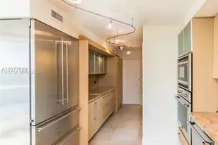 607 Ocean Dr, Key Biscayne, FL 33149 - Photo 4