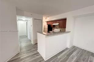 655 SW 111th Way, Pembroke Pines, FL 33025 - Photo 14