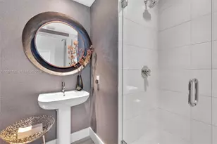 2900 NE 7th Ave, Miami, FL 33137 - Photo 8